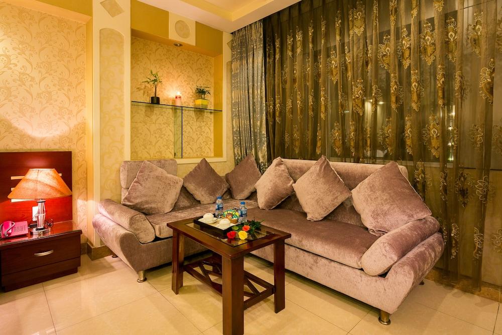 Khách sạn Boutique La Paix Sài Gòn
